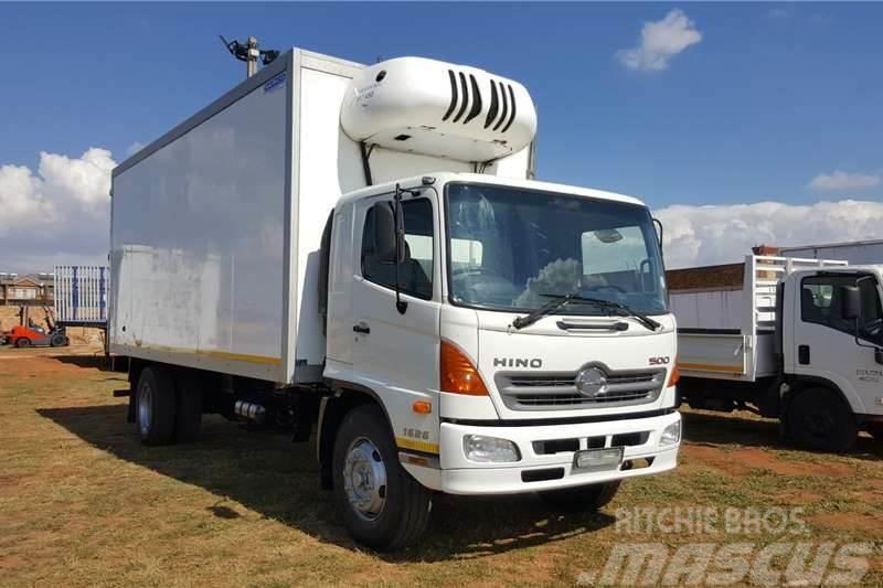 Hino 500, 1626, WITH INSULATED BODY MEAT RAIL BODY Inne