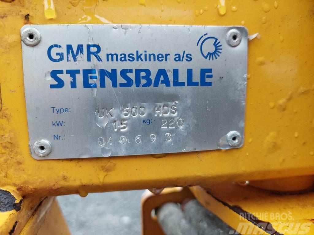 GMR Stensballe UK600 Zamiatarki - Zgarniarki - Odśnieżarki