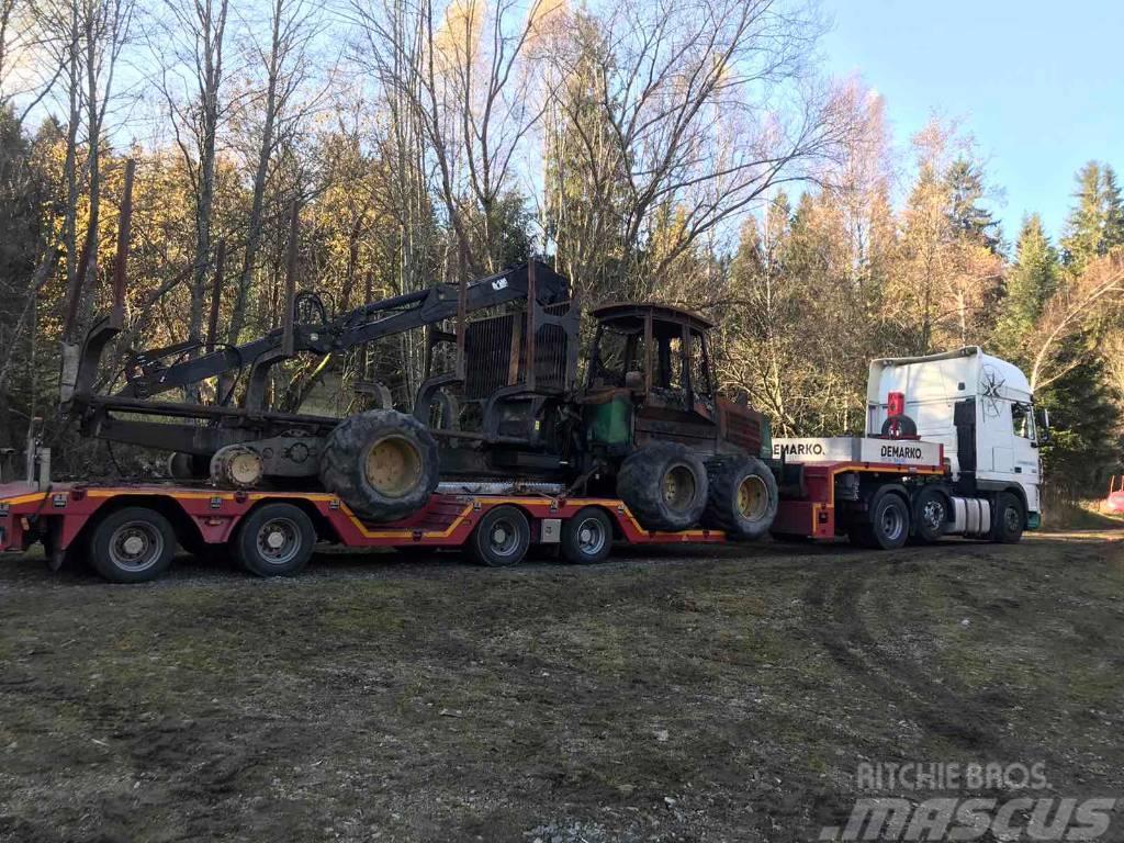 John Deere 1410 D breaking for parts Traktory leśne