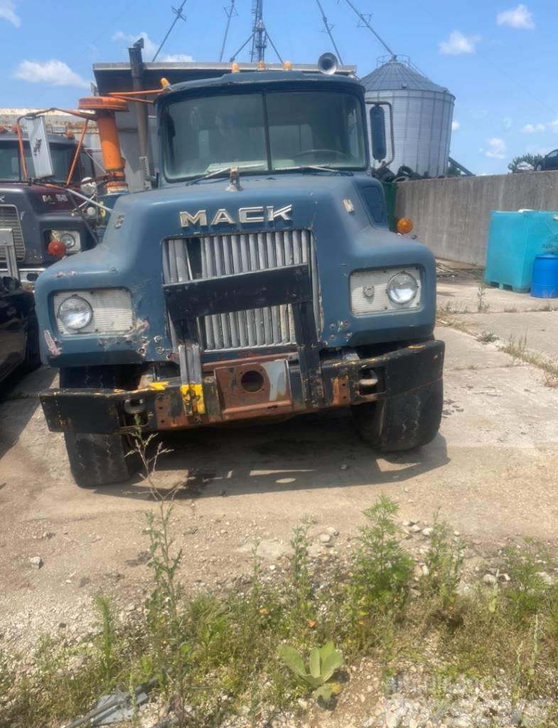 MAC Truck Wywrotki