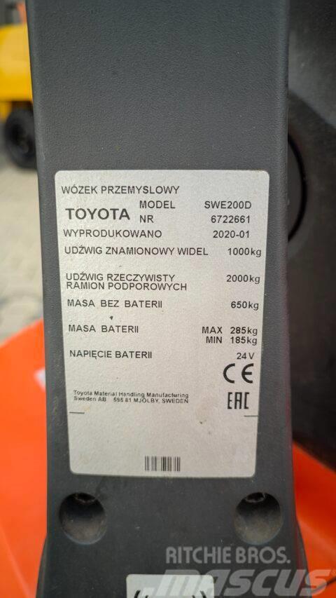 Toyota SWE200D Wózki widłowe unoszące z dyszlem