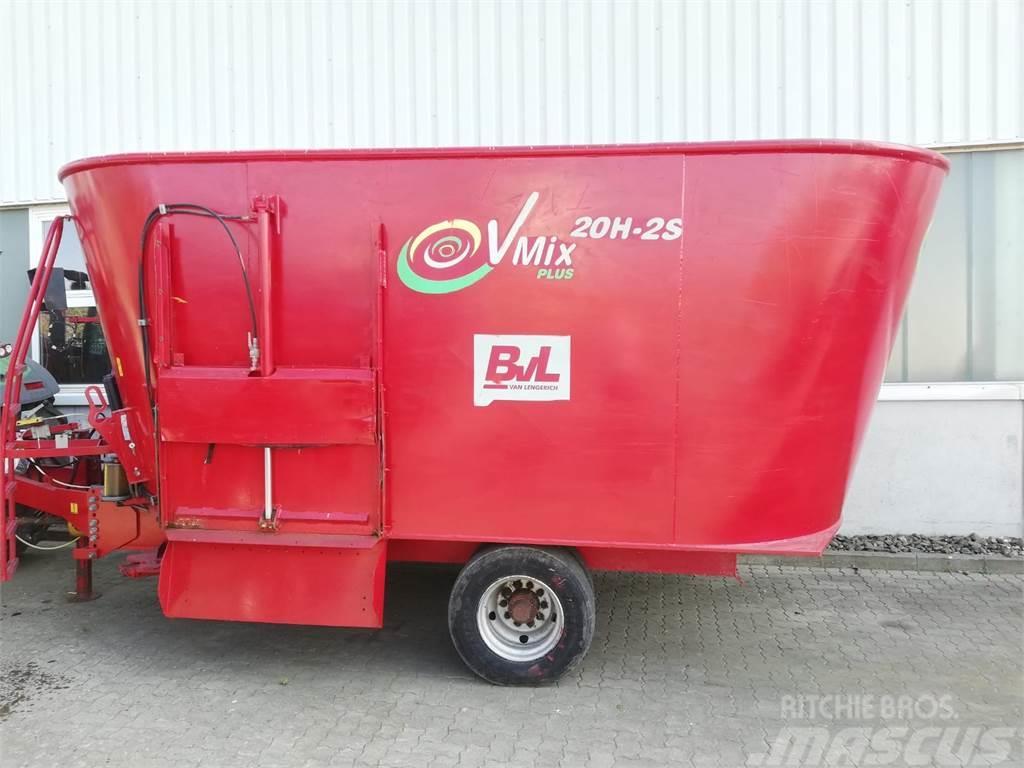 BvL Futtermischwagen 20m³ Mieszalniki