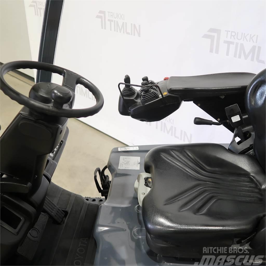 Toyota 8FBE18T Wózki elektryczne