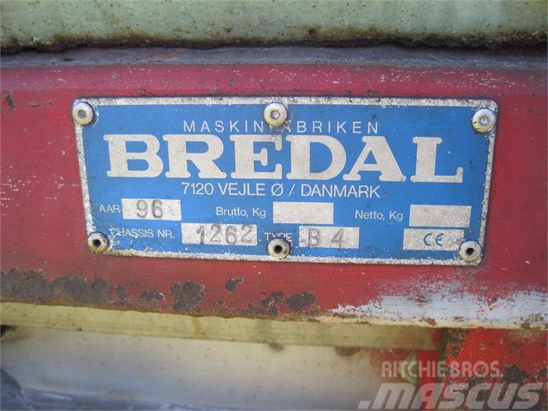 Bredal B 4 Rozrzutnik nawozów mineralnych
