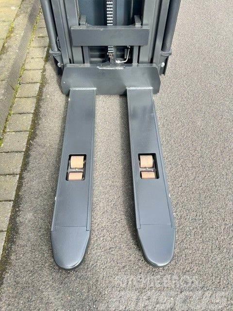 Noblelift PS 16L Wózki widłowe unoszące z dyszlem