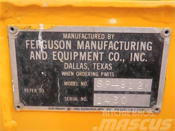 Ferguson SP912 Walce ogumione