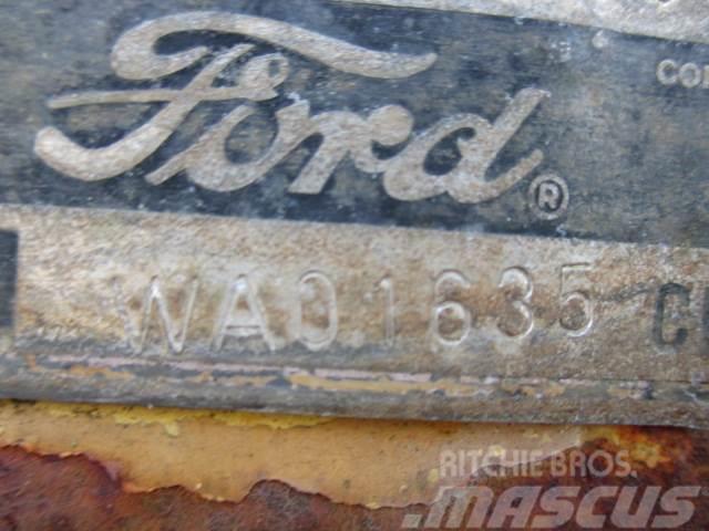 Ford 4550 4x2 rendegraver til ophug Koparko-ładowarki