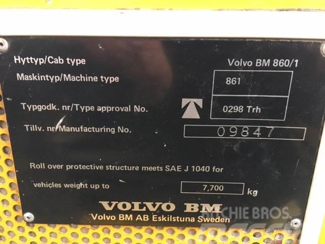 Volvo 861 dumper 6 x 4 til ophug Wozidła kolebkowe