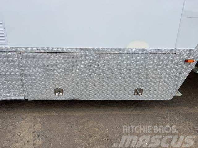 Hino FG 1628 500 Series Ciężarówki typu Platforma / Skrzynia