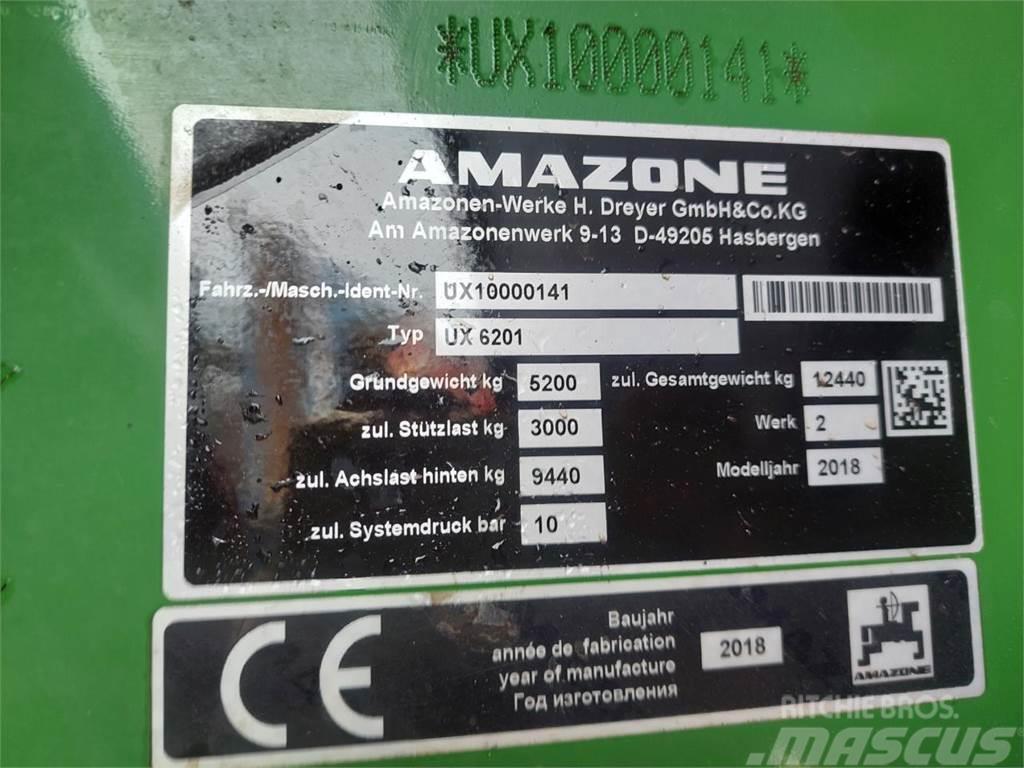 Amazone UX 6201 Super - 24-30-36m Opryskiwacze zaczepiane