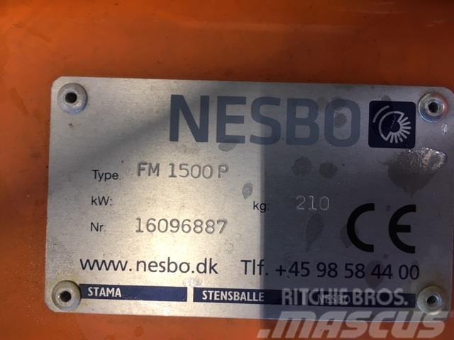 Nesbo FM 1500 P Zamiatarki - Zgarniarki - Odśnieżarki