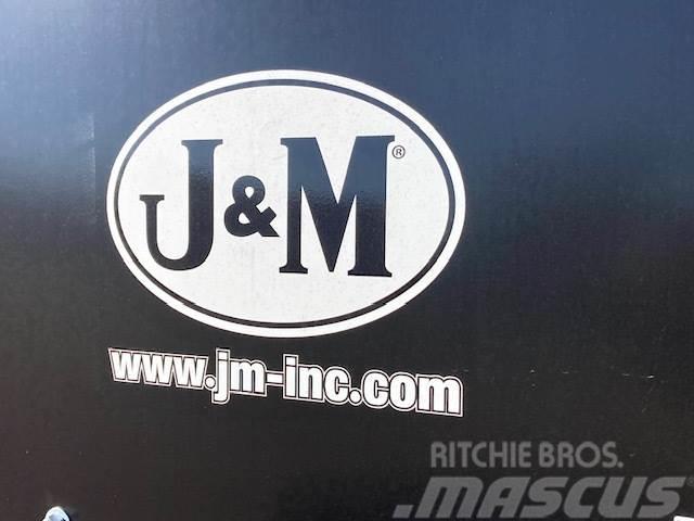 J&M LC390 Przyczepy zbożowe