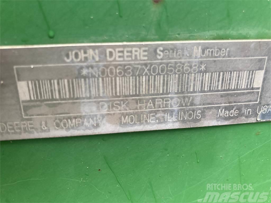 John Deere 637 Brony talerzowe