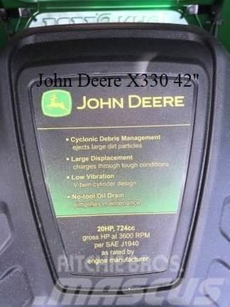 John Deere X330 Mikrociągniki