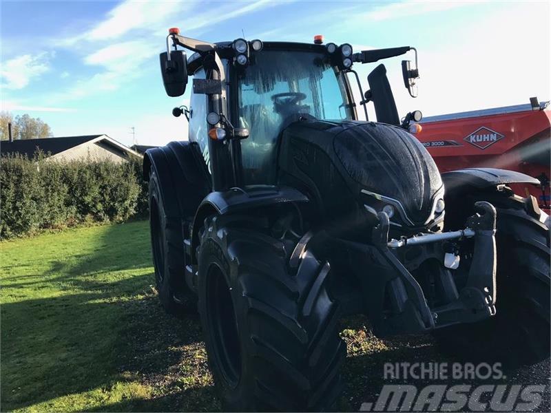 Valtra N175 Versu Black Editions Med AutoComfort Affjedre Ciągniki rolnicze