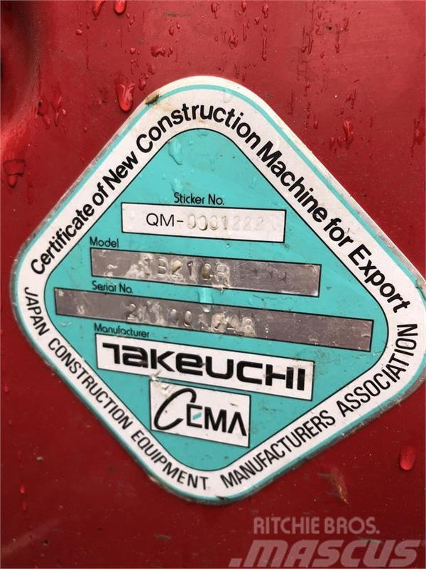 Takeuchi TB210R Minikoparki