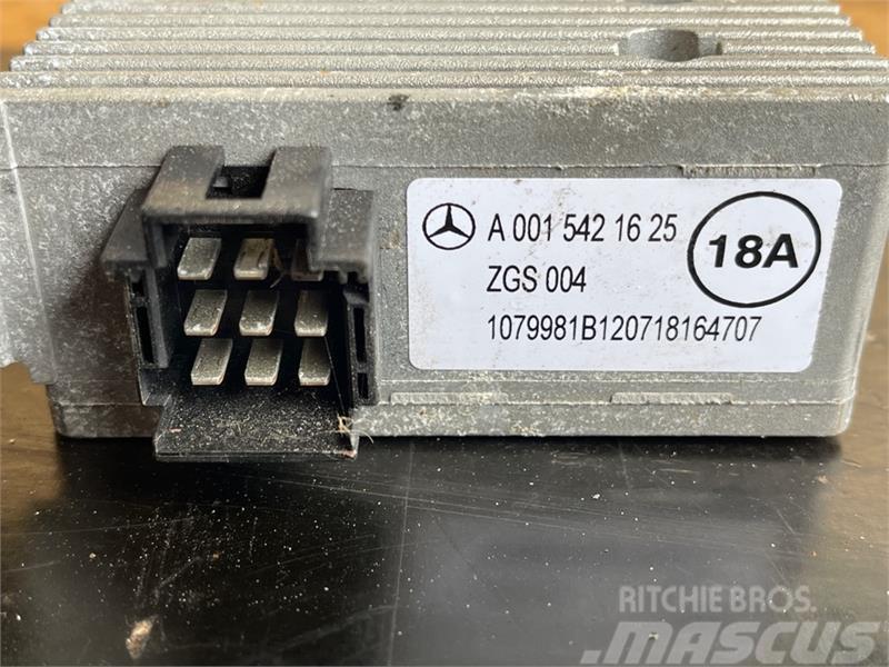 Mercedes-Benz MERCEDES ECU ZGS 004 A0015421626 Elektronika