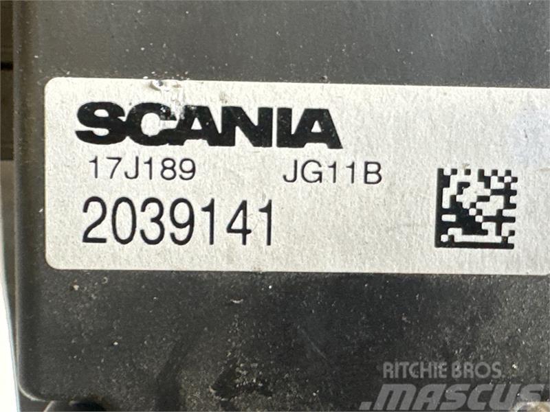 Scania  LEVER 2039141 Osprzęt samochodowy