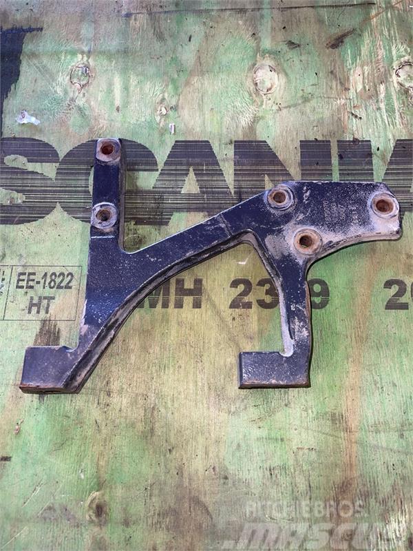 Scania SCANIA BRACKET 1879070 Ramy i zawieszenie