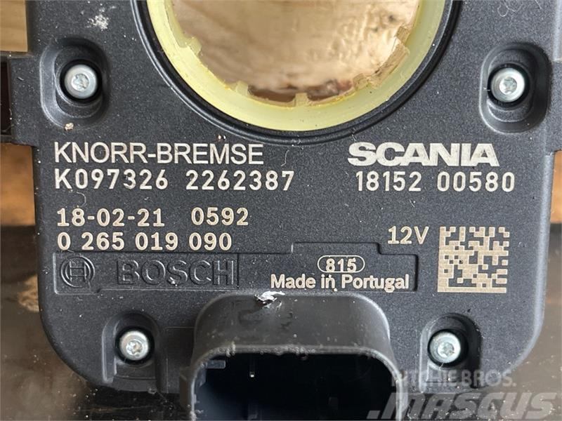 Scania  STEERING ANGLE SENSOR 2262387 Osprzęt samochodowy