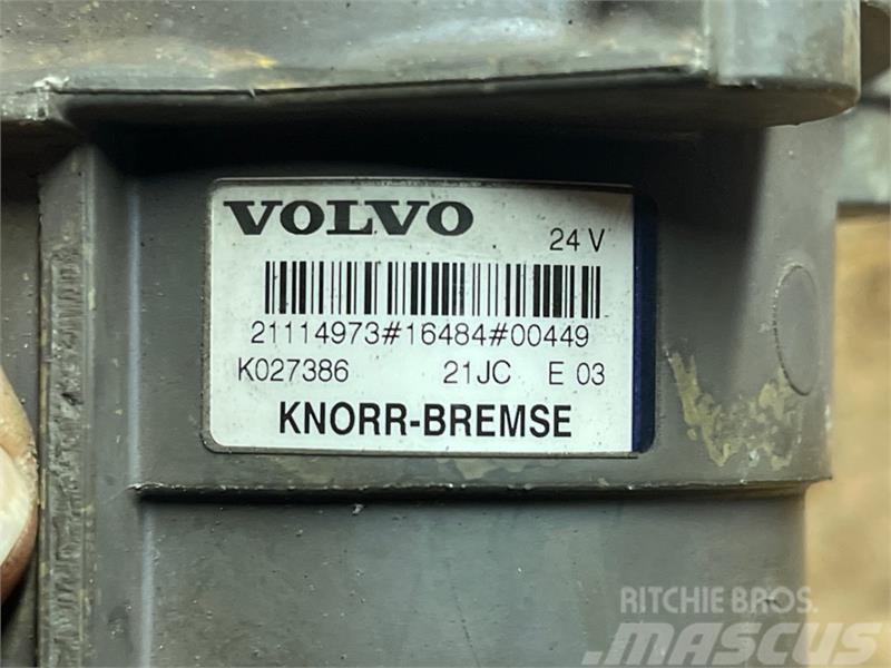 Volvo  MODULATOR 21114973 Chłodnice