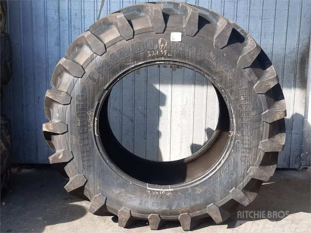 Trelleborg IF 710/70 R42 TM1000 HP Blue Tire (2x) Opony, koła i felgi
