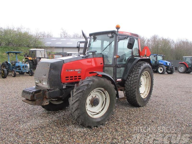 Valtra 8050 with defect clutch/gear, can not drive Ciągniki rolnicze