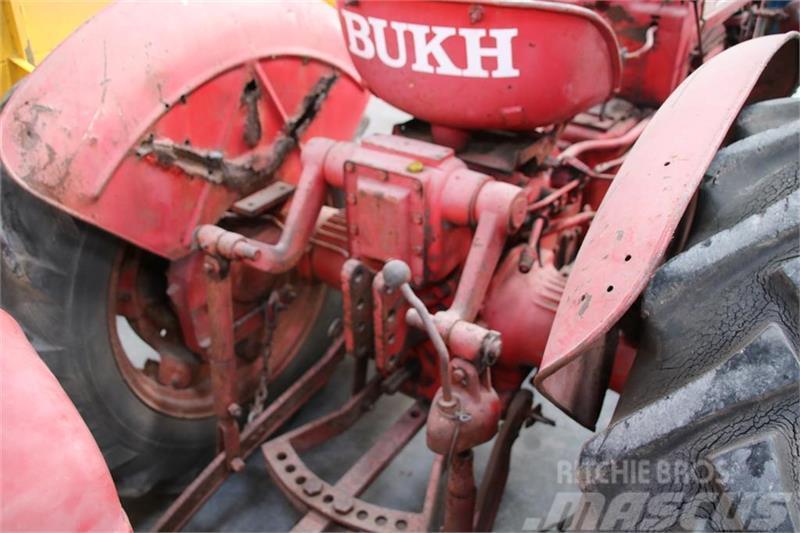  - - -  Ældre blandede traktorer Ciągniki rolnicze