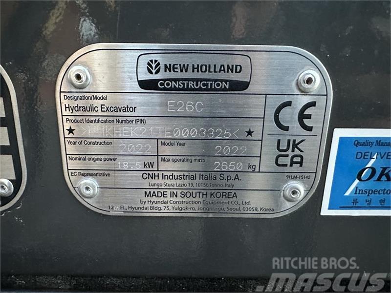 New Holland E26C Minikoparki