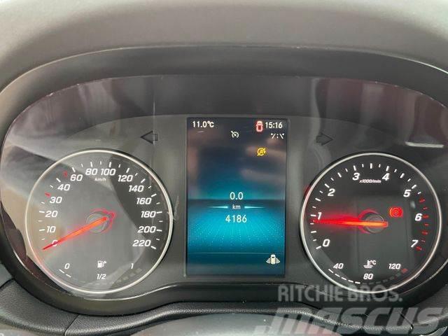 Mercedes-Benz T 180 Power Plus LED MBUX Kamera Keyless GO AHK Busy / Vany