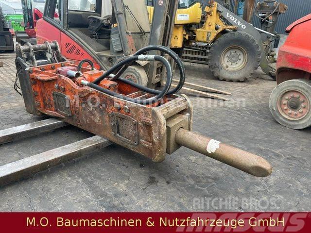 NPK E-210 A / Pickhammer / 17-25 T / Koparki gąsienicowe