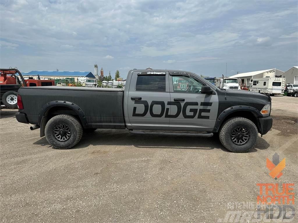 Dodge Ram 2500 Ciężarówki typu Platforma / Skrzynia