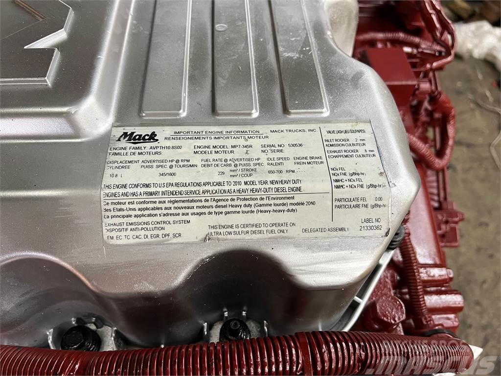 Mack MP7 Silniki