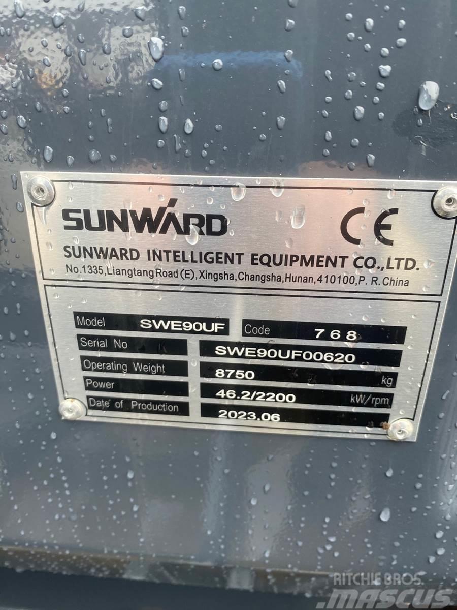 Sunward SWE90UF Minikoparki
