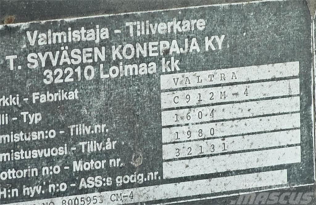 Valtra C 912M-4 Koparko-ładowarki