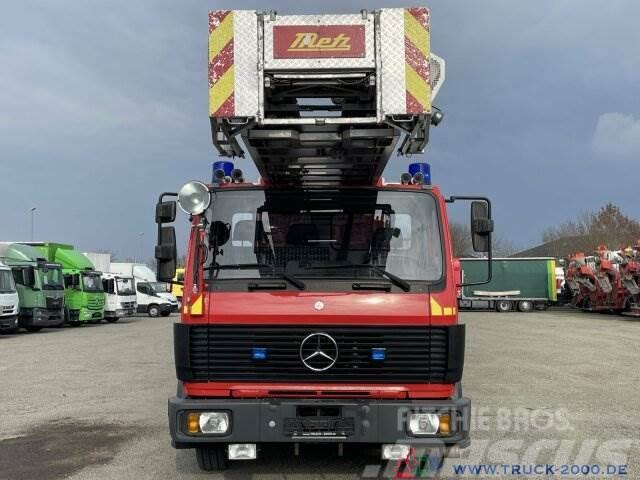 Mercedes-Benz 1422 Metz Feuerwehr Leiter 30 m. nur 31.361 Km. Inne