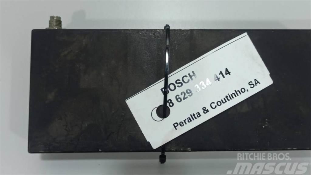 Bosch M-Com 5248G1 Elektronika