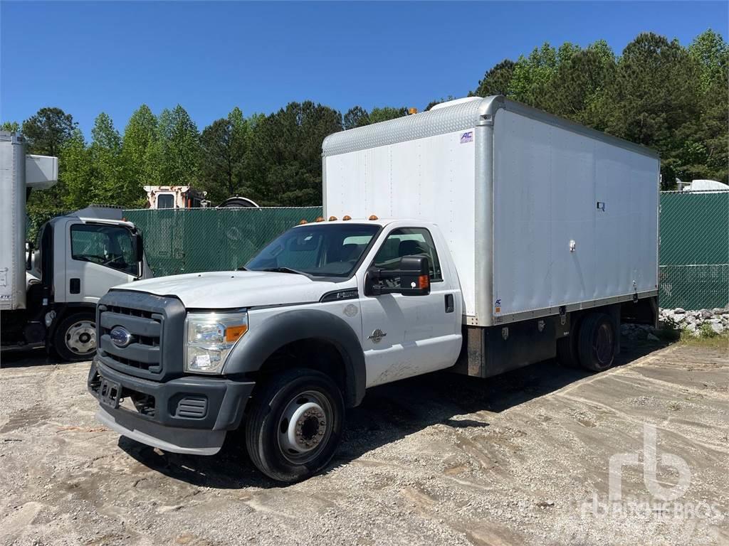 Ford F-550 Busy / Vany