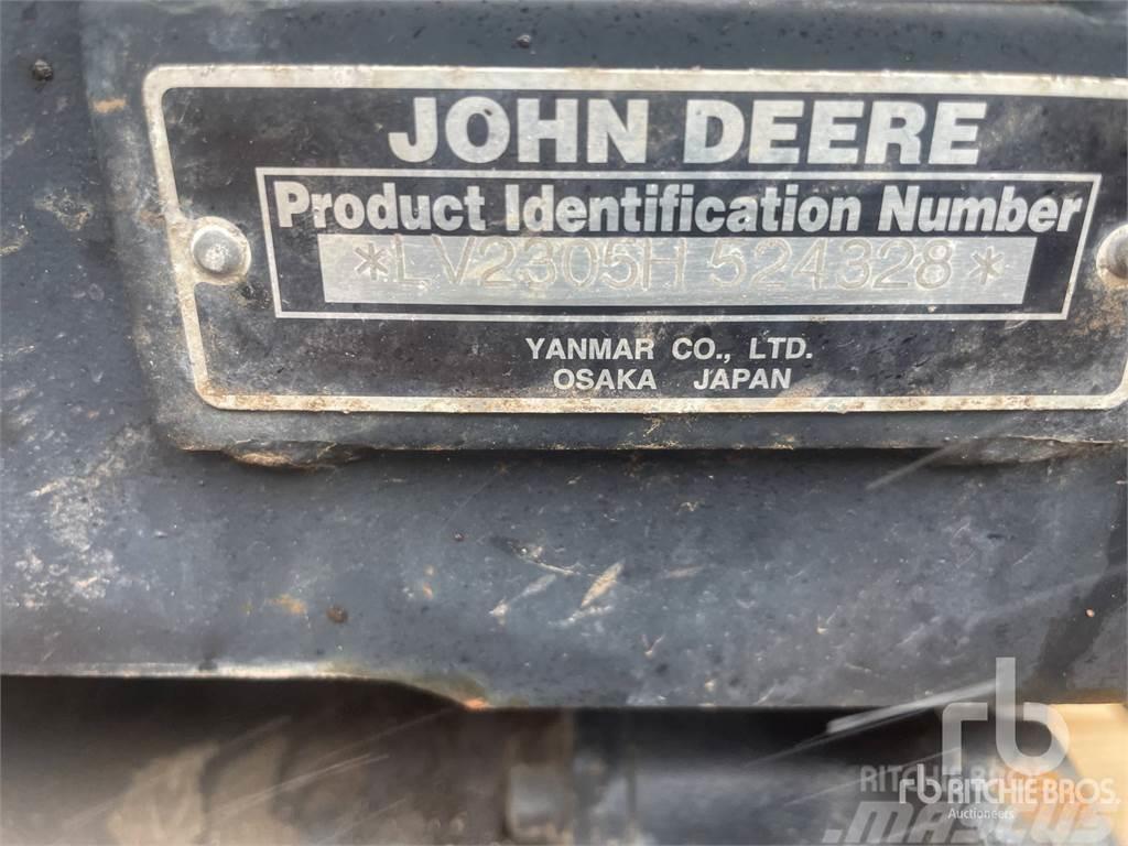 John Deere 2305 Mikrociągniki
