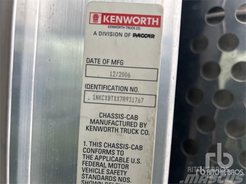 Kenworth C500 Ciężarówki typu Platforma / Skrzynia