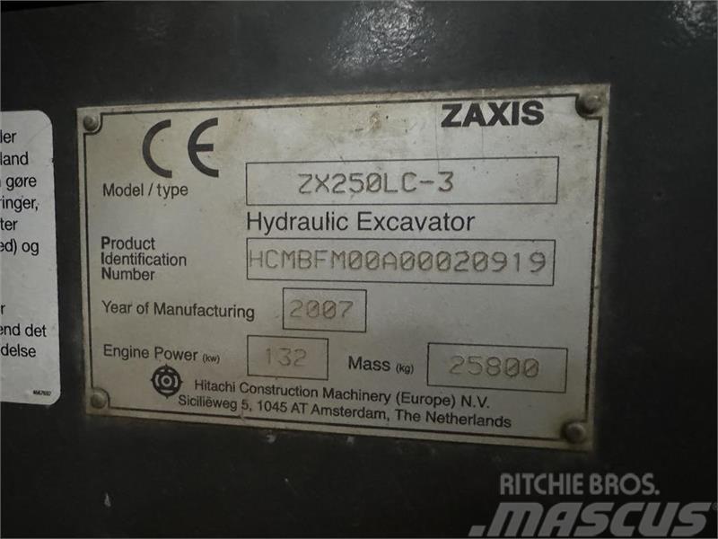 Hitachi Zaxis 250LC-3 Koparki gąsienicowe