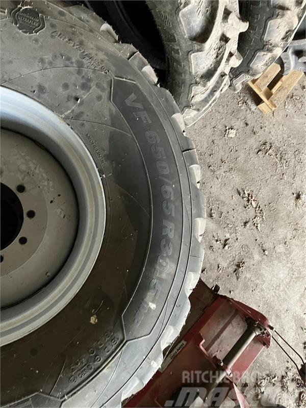 Michelin Trailxbib VF650/65x30,5 Nye dæk der sidder på fælg Opony, koła i felgi