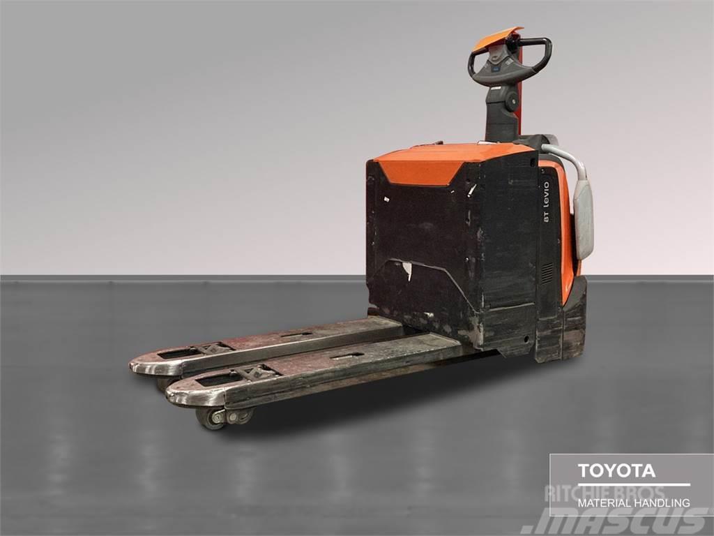 Toyota LPE220 Wózki widłowe unoszące z platformą dla operatora