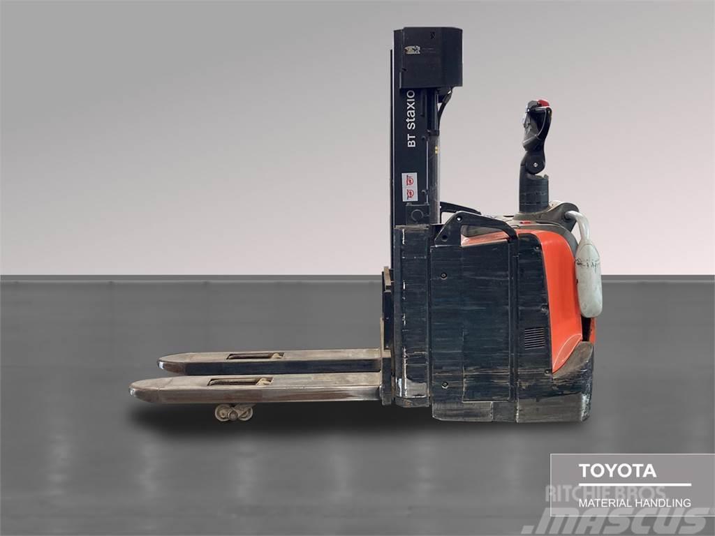 Toyota SPE140L Wózki widłowe unoszące z dyszlem