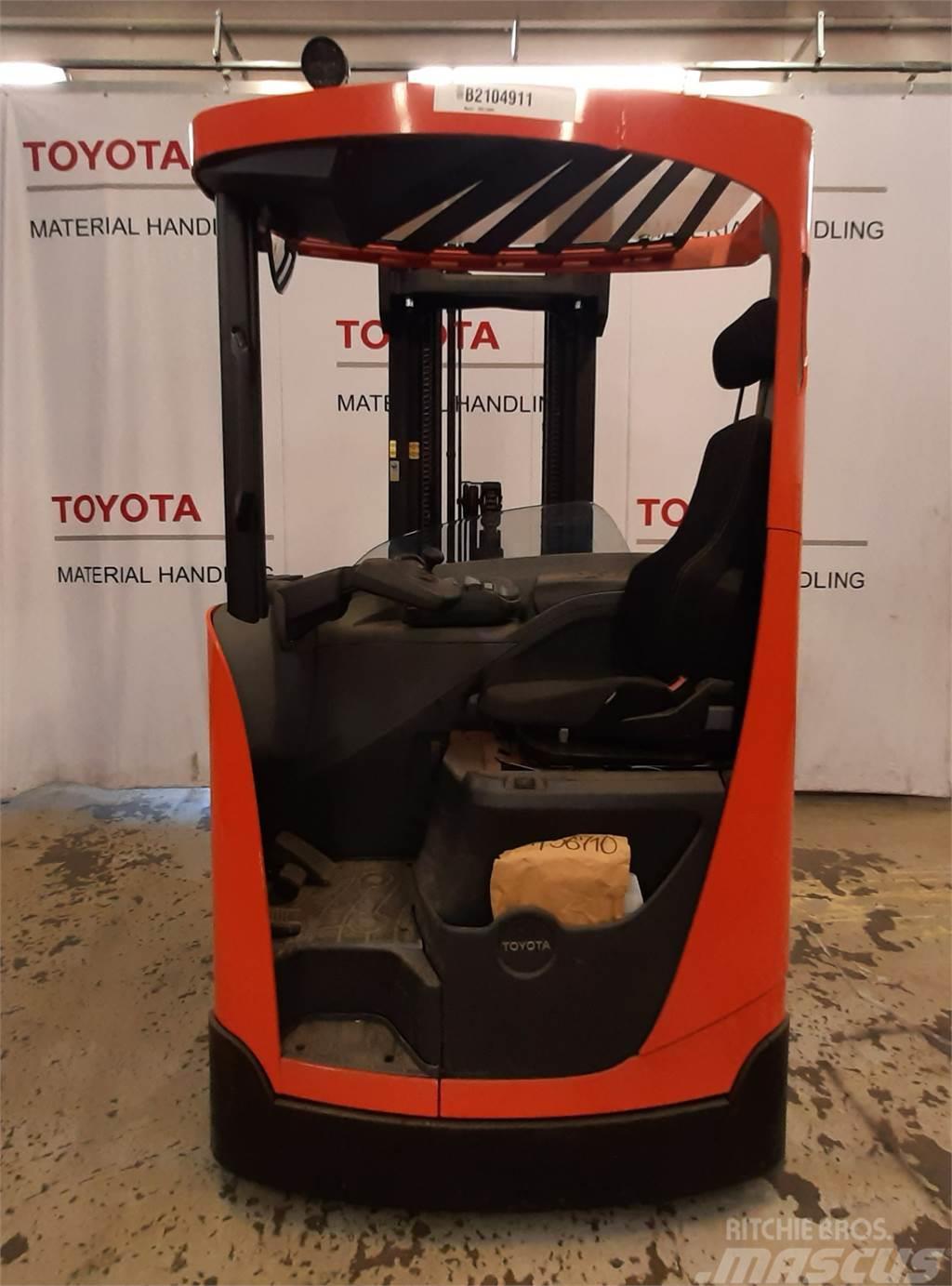 Toyota RRE140HE Wózki widłowe wysokiego składowania