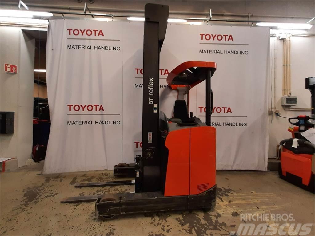Toyota RRE160HE Wózki widłowe wysokiego składowania