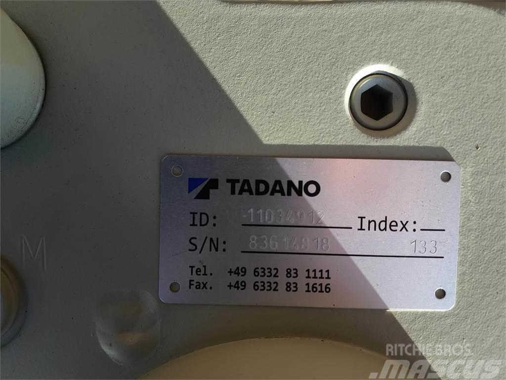 Tadano Faun Tadano AC 700 telescopic cylinder Części do dźwigów oraz wyposażenie