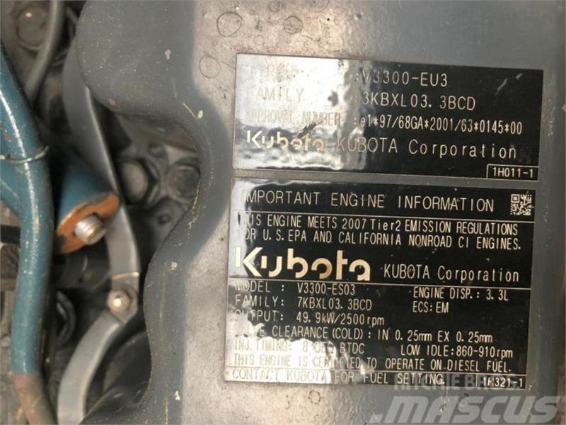 Kubota V3300-EU3 Akcesoria magazynowe