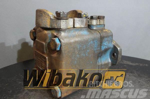 Vickers Hydraulic pump Vickers 45VQ50A11C2 Spycharki gąsienicowe